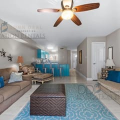 Oak Shores 95 | Just a Short Walk to the Beach!