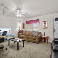 Oak Shores 115 | Just a Short Walk to the Beach!