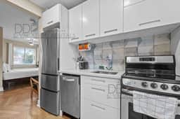 Oak Shores Studio 2 | Just a Short Walk to the Beach! - Image 4