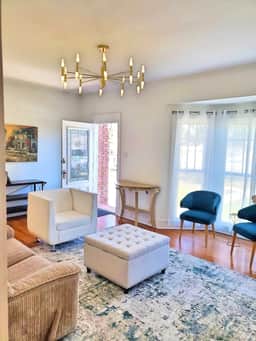 Charming Home on Porter Avenue! - Image 3