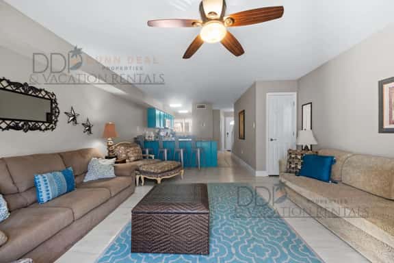 Oak Shores 95 | Just a Short Walk to the Beach! - Image 1