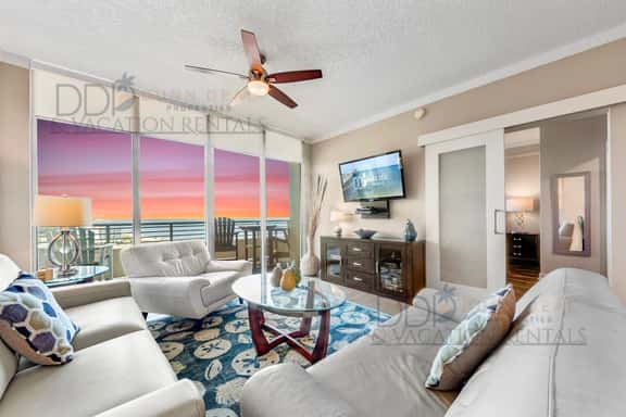 Ocean Club 1607 | Enjoy Views of the Gulf! - Image 1