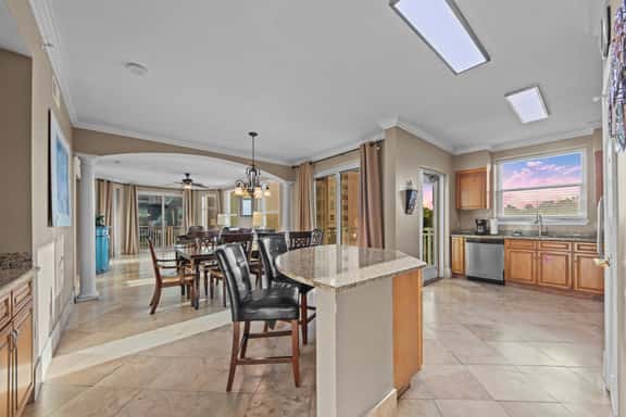 Legacy Tower I 408 | Overlooking the Beautiful Gulf! - Image 1