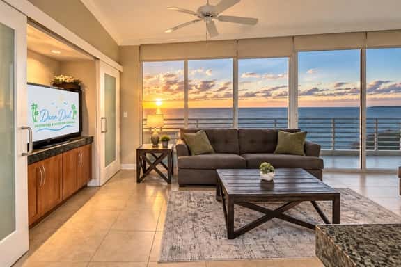 Ocean Club 1005 Enjoy Panoramic Views of the Gulf! - Image 1