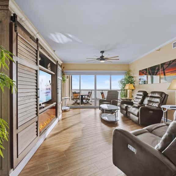 Beautiful Sea Breeze 1011 Penthouse, Corner Unit Overlooking the Gulf! - Image 1