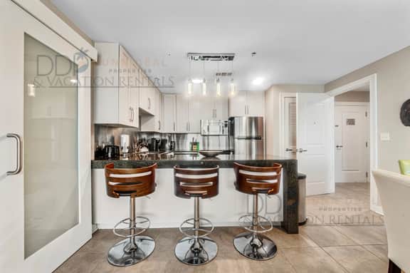 Ocean Club 1607 | Enjoy Views of the Gulf! - Image 3