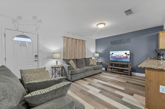 Oak Shores 126 | Just a Short Walk to the Beach! - Image 2