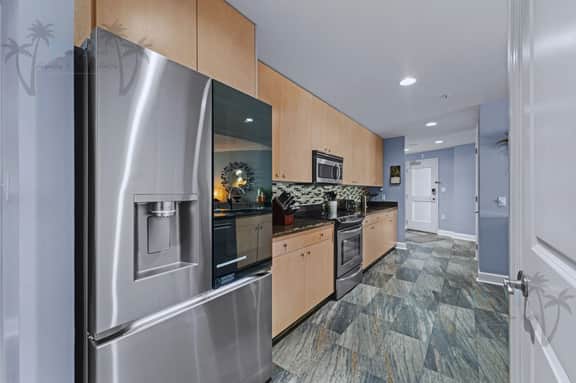 Beautiful Sea Breeze 1011 Penthouse, Corner Unit Overlooking the Gulf! - Image 5