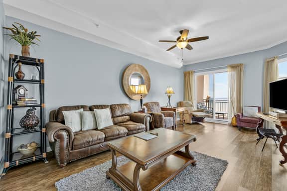 Legacy Tower I 1305 | Penthouse Unit Overlooking the Beautiful Gulf! - Image 3