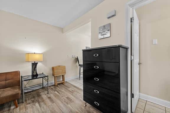 Oak Shores Studio 13 | Just a Short Walk to the Beach! - Image 5