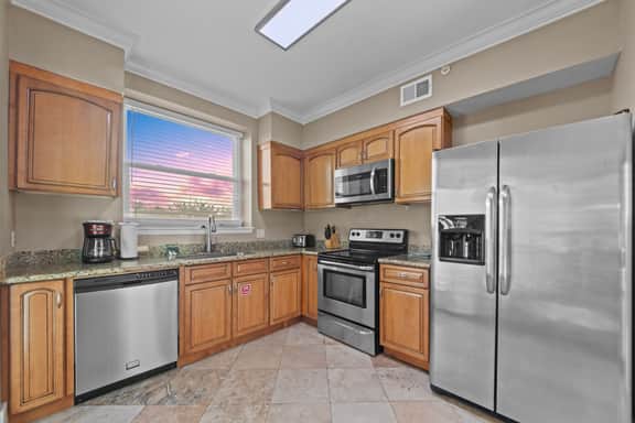 Legacy Tower I 408 | Overlooking the Beautiful Gulf! - Image 5