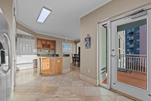 Legacy Tower I 408 | Overlooking the Beautiful Gulf! - Image 4