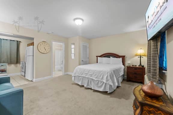 Oak Shores Studio 39 | Just a Short Walk to the Beach! - Image 2