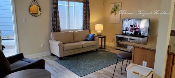 Oak Shores 155 | First Floor Unit, Just a Short Walk to the Beach! - Image 2