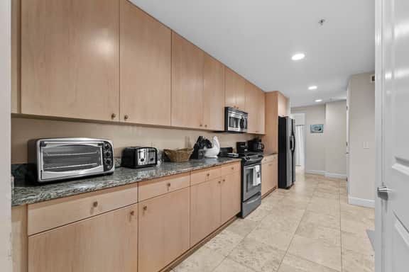 Sea Breeze 601 | Condo with Beach Access! - Image 3