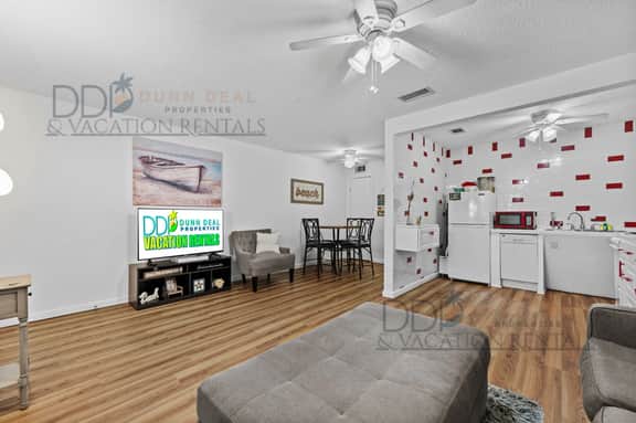 Oak Shores 166 | Just a Short Walk to the Beach! - Image 3