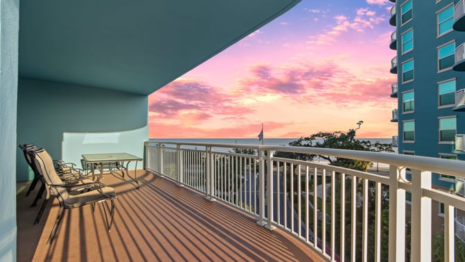 Condos With Pools in Biloxi